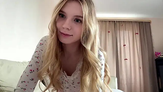 FruityXo online show from 04.03.26