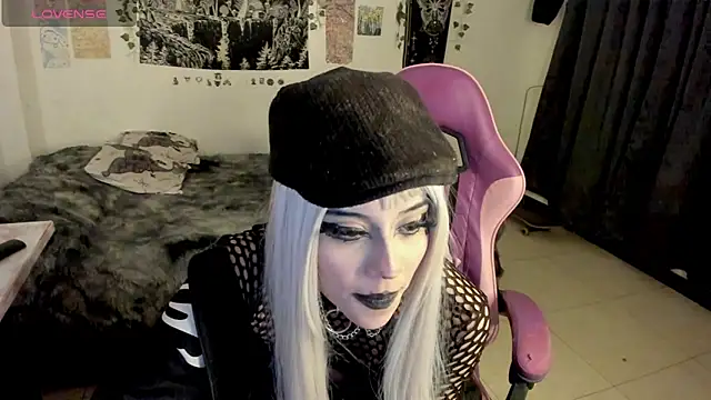 GothKitten666 online show from 03.18.26