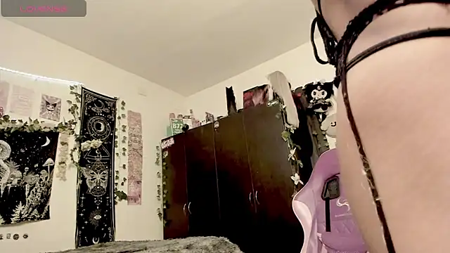 Snapshot of GothKitten666 chatting on 05.31.26 GothKitten666 online show from 05.31.26