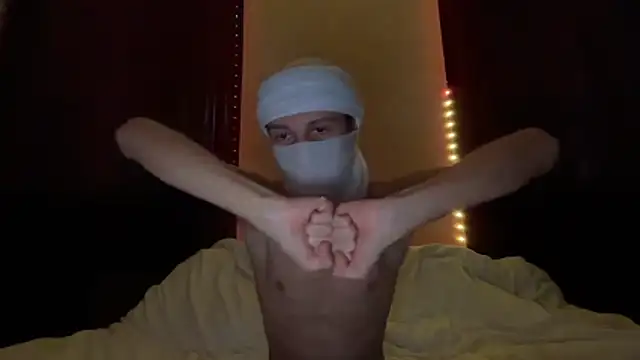 Snapshot of holydirt_luxeno1 chatting on 10.18.25 holydirt luxeno1 online show from 10.18.25