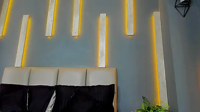 VenusBlazer online show from 09.21.25