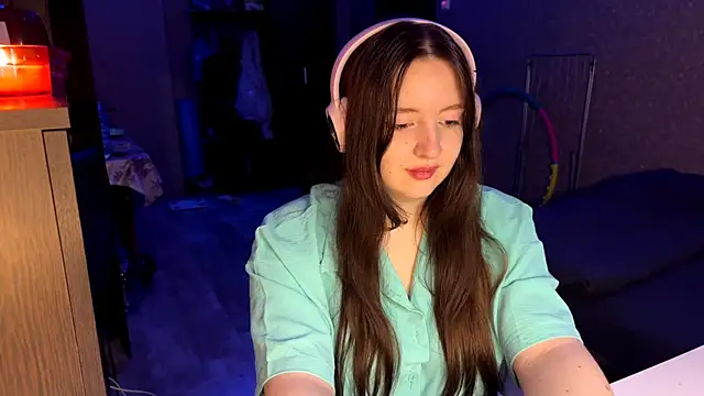 LauretteRagar online show from 10.30.25