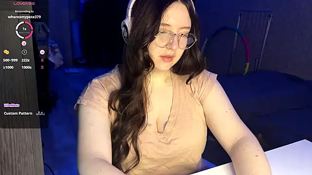 LauretteRagar online show from 11.11.25