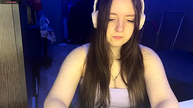 LauretteRagar online show from 12.02.25