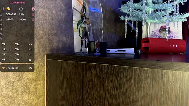 LauretteRagar online show from 12.16.25