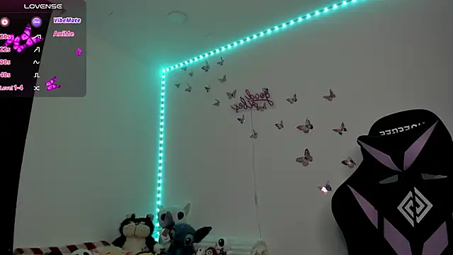 Snapshot of tiffany_sofia_1 chatting on 11.11.25 tiffany sofia 1 online show from 11.11.25