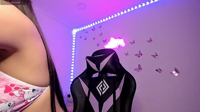 Snapshot of tiffany_sofia_1 chatting on 12.02.25 tiffany sofia 1 online show from 12.02.25