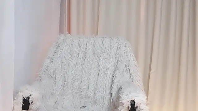 Vessi-babe online show from 12.14.25