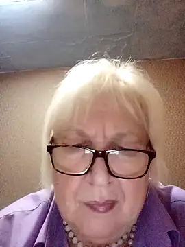 Alexia64231 online show from 11.06.25