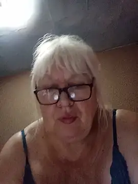 Snapshot of Alexia64231 chatting on 07.13.26 Alexia64231 online show from 07.13.26