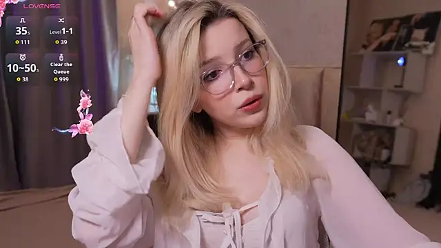 peachii meow online show from 04.17.26