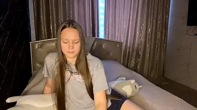 SoSweetGirl online show from 10.02.25