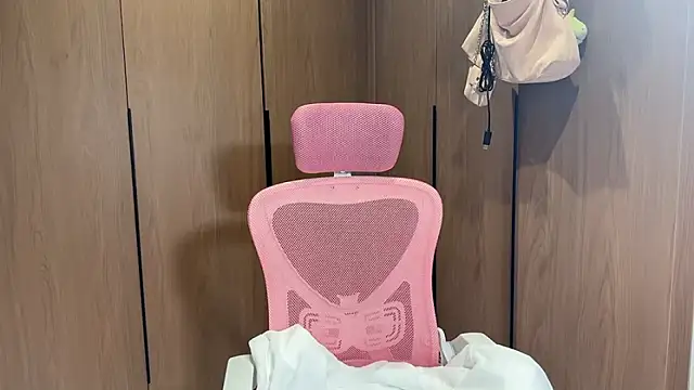 Lilium-520 online show from 11.03.25