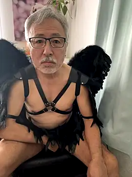 Snapshot of gholly2007 chatting on 11.01.25 gholly2007 online show from 11.01.25