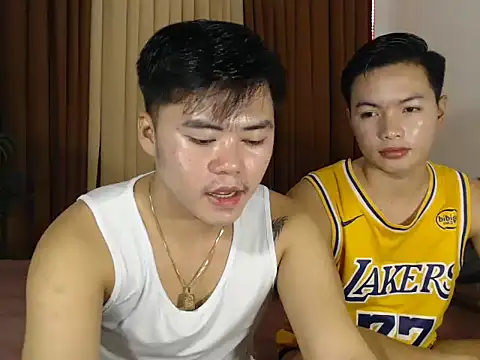 hot emman online show from 02.28.26