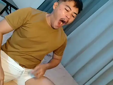 hot emman online show from 07.25.26