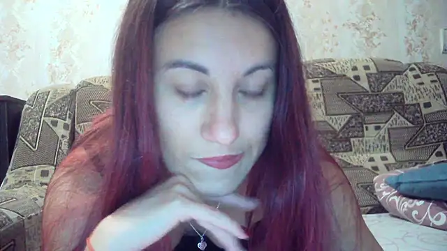 kiss lovely  online show from 10.11.25