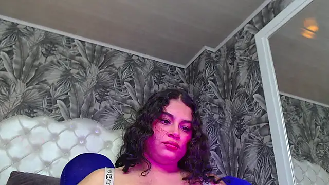 RylieRoss online show from 11.06.25