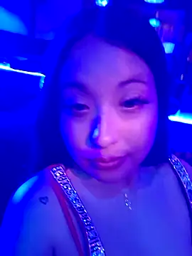 Snapshot of lupittta chatting on 10.28.25 lupittta online show from 10.28.25