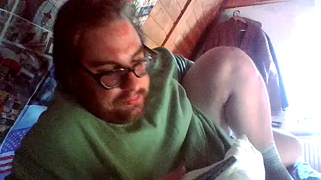 chubbyDavid1998 online show from 10.27.25