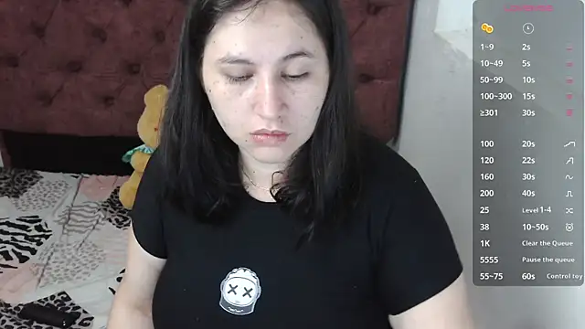 Snapshot of victoriadaniela chatting on 01.15.26 victoriadaniela online show from 01.15.26