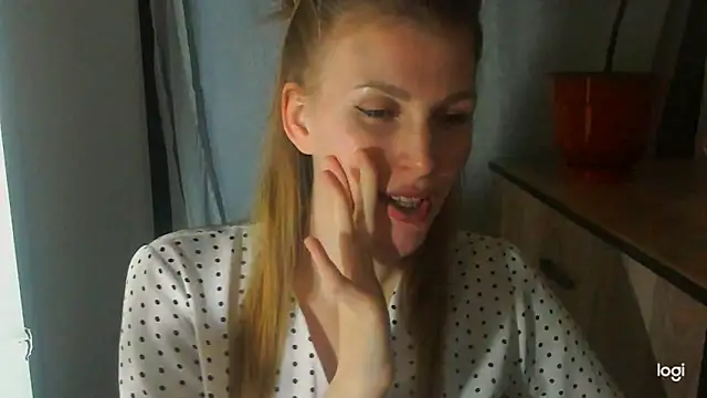 Snapshot of JuliaMuuun chatting on 06.05.26 JuliaMuuun online show from 06.05.26
