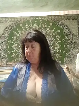 CrystalLime6411 online show from 10.29.25