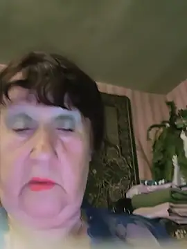Snapshot of CrystalLime6411 chatting on 07.04.26 CrystalLime6411 online show from 07.04.26
