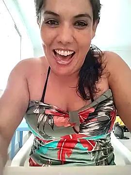 Snapshot of Bellapotencia1985 chatting on 03.04.26 Bellapotencia1985 online show from 03.04.26