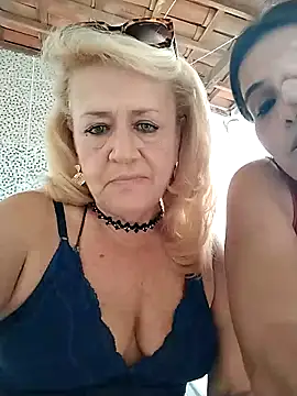 Snapshot of Belladama61 chatting on 10.06.25 Belladama61 online show from 10.06.25