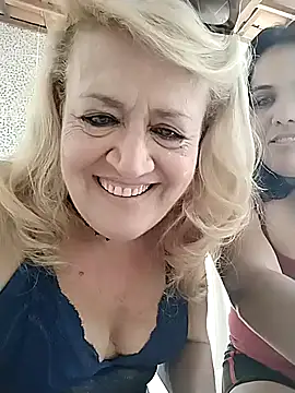 Snapshot of Belladama61 chatting on 10.15.25 Belladama61 online show from 10.15.25