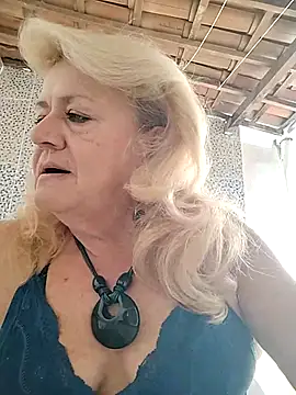 Belladama61 online show from 11.14.25