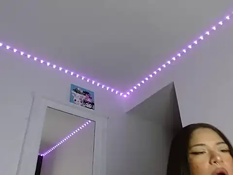 reina reina online show from 09.27.25