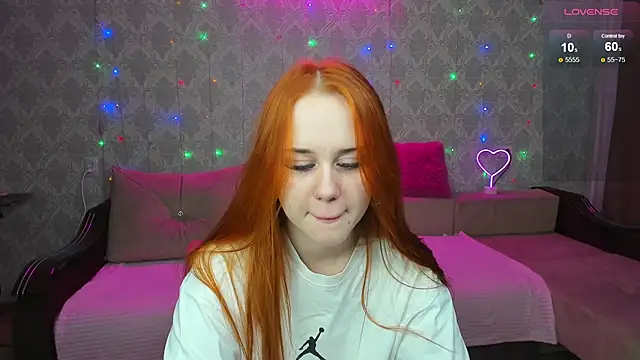 Molly Kitty online show from 09.25.25