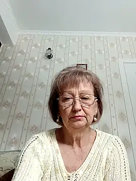 AlikaSwan5821 online show from 10.14.25