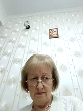 AlikaSwan5821 online show from 11.12.25