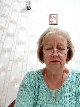 AlikaSwan5821 online show from 11.18.25