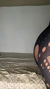  foreigntitts online show from 11.21.25