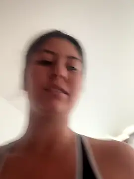 Snapshot of miss_silvia chatting on 09.29.25 miss silvia online show from 09.29.25