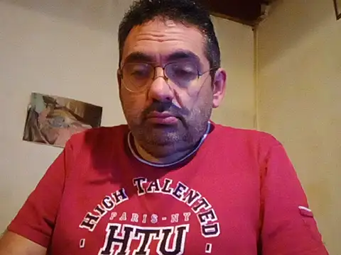 Snapshot of Jouons-ensembles2 chatting on 11.18.25 Jouons-ensembles2 online show from 11.18.25