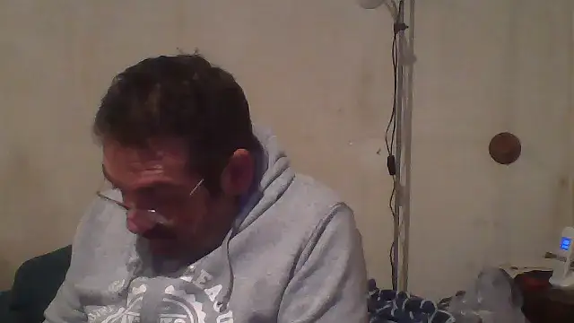 Snapshot of Jouons-ensembles2 chatting on 12.02.25 Jouons-ensembles2 online show from 12.02.25