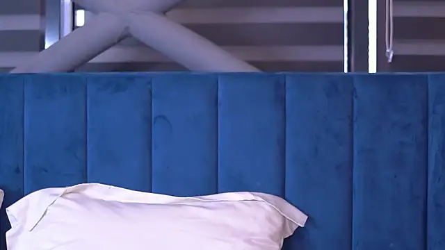 MillaSerene online show from 10.06.25