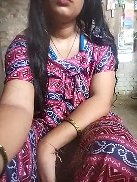 Snapshot of lovelysona11 chatting on 09.27.25 lovelysona11 online show from 09.27.25