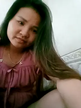 Snapshot of Heulwen-22 chatting on 09.22.25 Heulwen-22 online show from 09.22.25