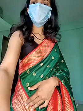 Shivani2002 online show from 02.16.26