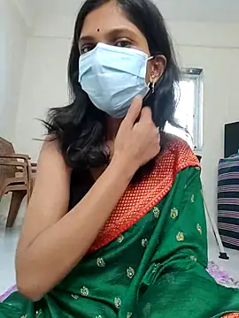 Shivani2002 online show from 04.06.26