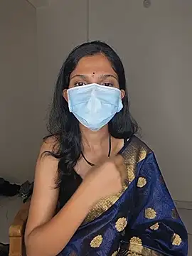Shivani2002 online show from 06.03.26