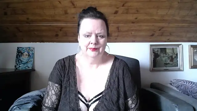 TiffanyMature online show from 04.24.26