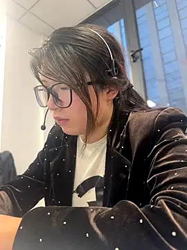 Snapshot of SSlady521 chatting on 09.09.25 SSlady521 online show from 09.09.25