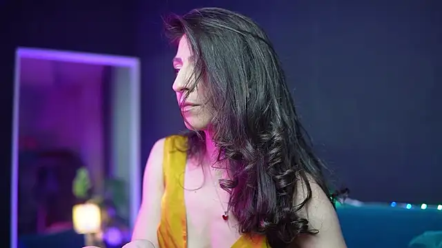 RubyRosa online show from 03.25.26